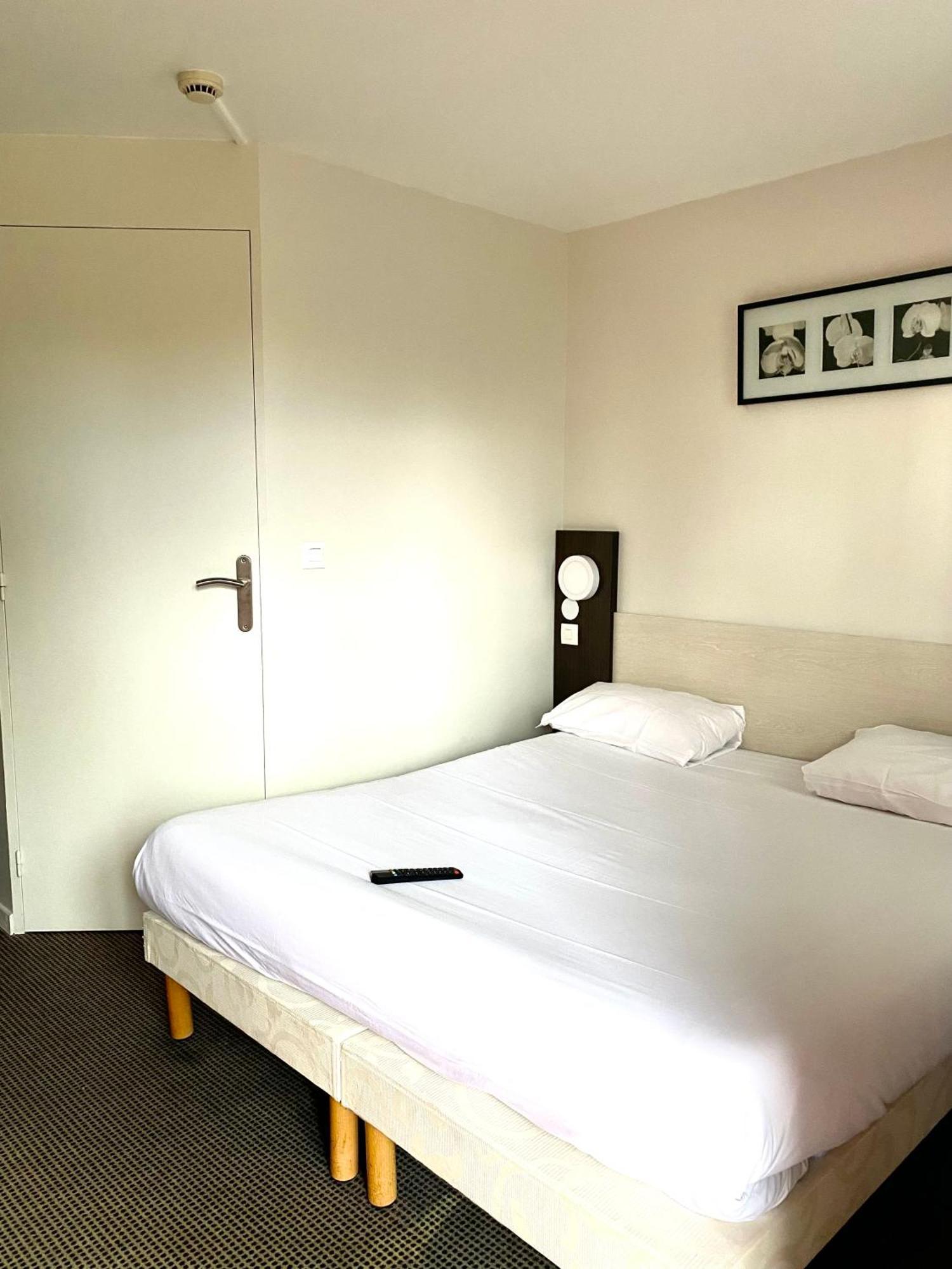 Brit Hotel Lyon Nord Дардилли Экстерьер фото